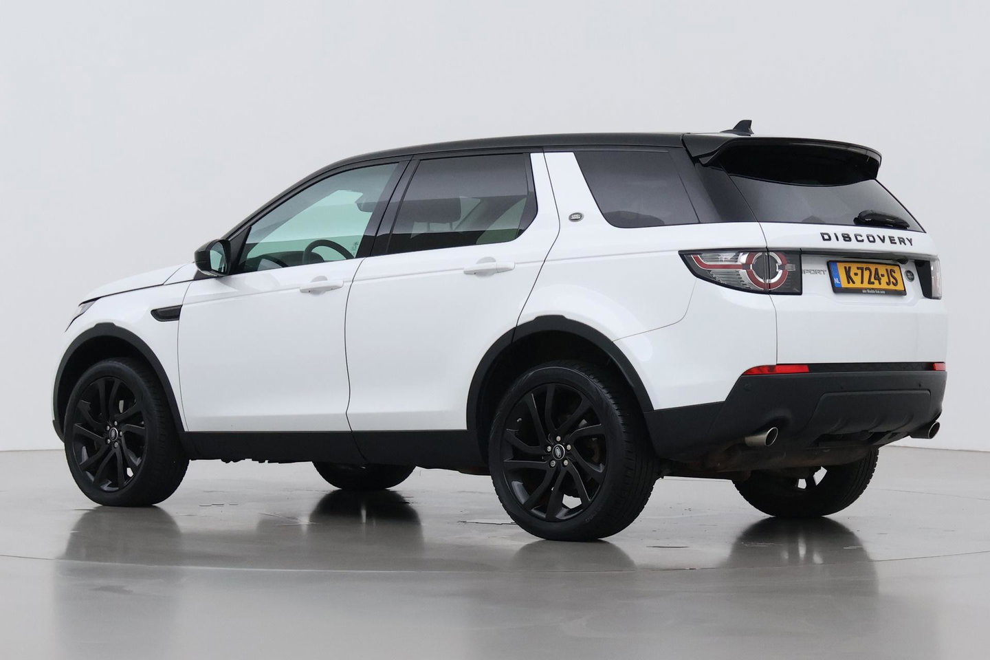 Land Rover Discovery Sport 2.0 TD4 HSE Luxury | Trekhaak | Leder | Stoel- stuurverwarming | 20 inch | Keyless