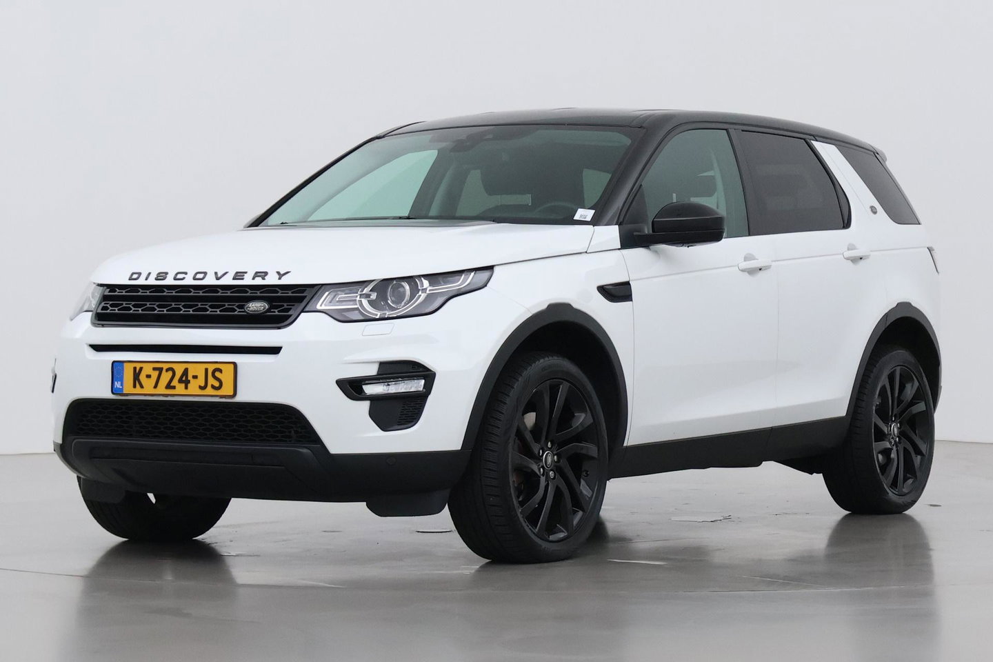 Land Rover Discovery Sport 2.0 TD4 HSE Luxury | Trekhaak | Leder | Stoel- stuurverwarming | 20 inch | Keyless