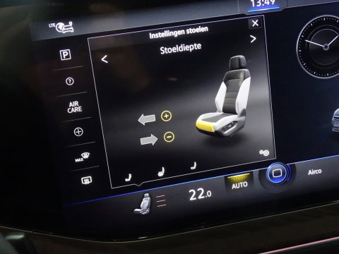 Volkswagen Touareg 3.0 TSI e-Hybrid 381PK / pano / matrix / 360°