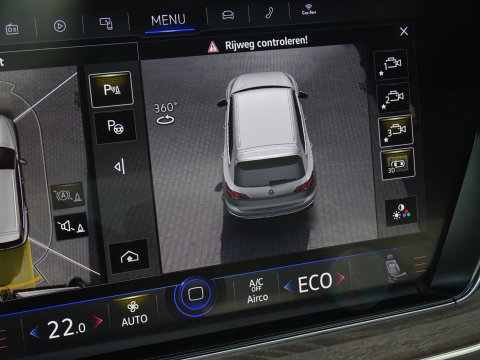 Volkswagen Touareg 3.0 TSI e-Hybrid 381PK / pano / matrix / 360°