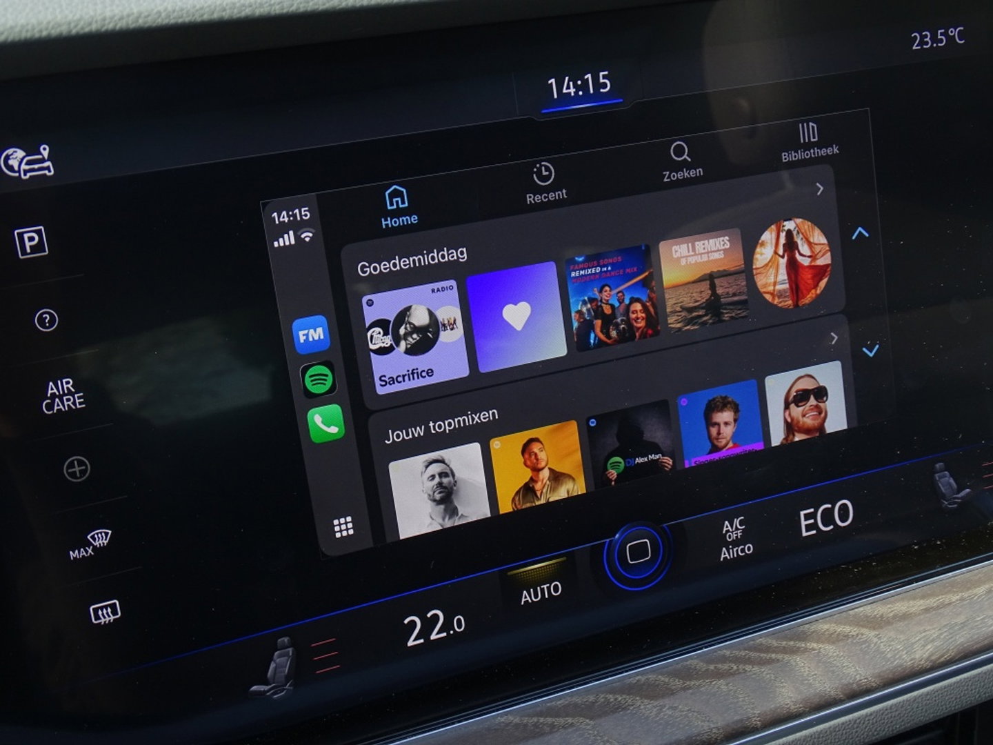 Volkswagen Touareg 3.0 TSI e-Hybrid 381PK / pano / matrix / 360°