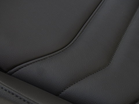 Volkswagen Touareg 3.0 TSI e-Hybrid 381PK / pano / matrix / 360°