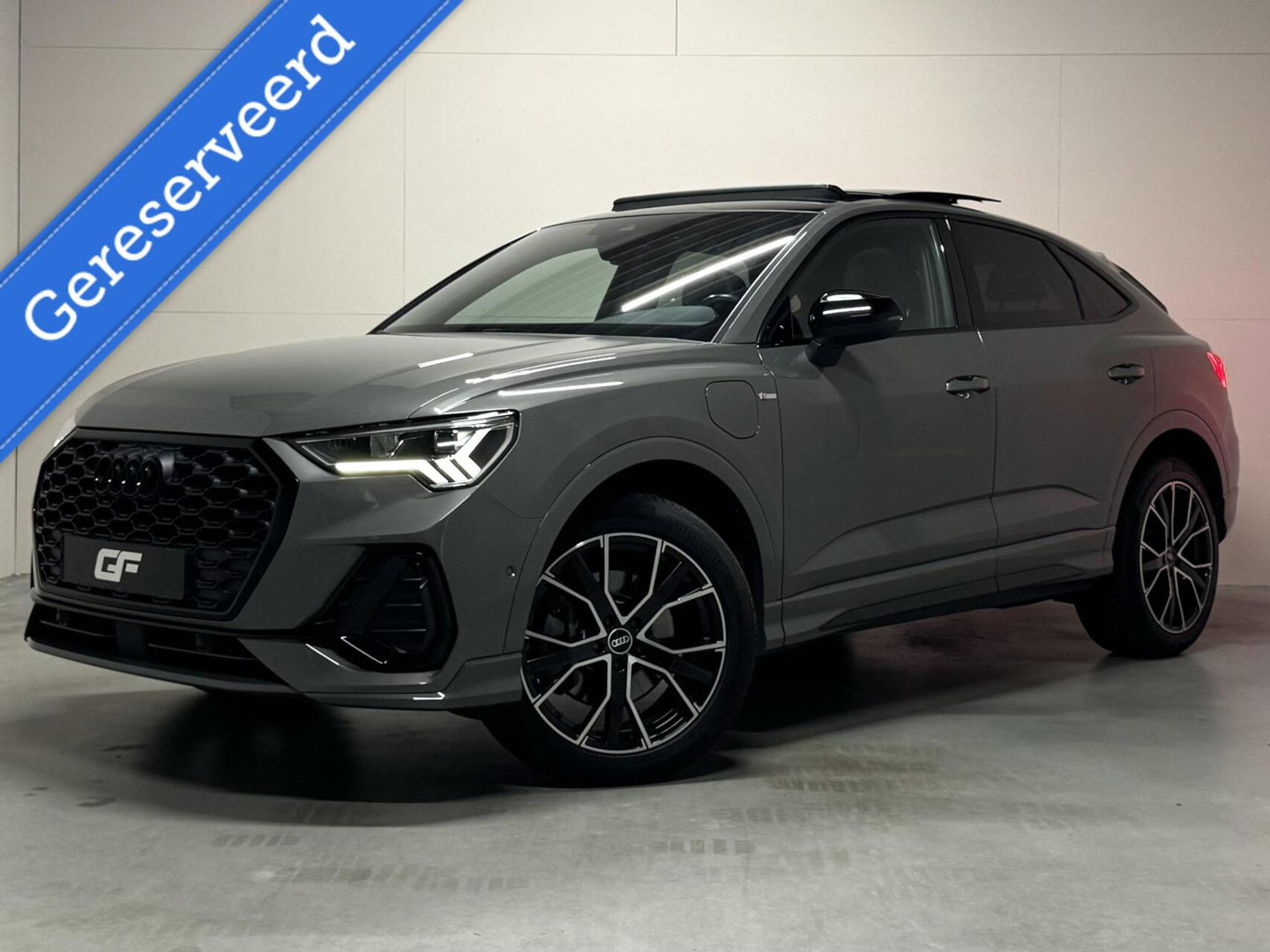 Audi Q3 Sportback 45 TFSIe S-line Pano Leer Carplay NAP