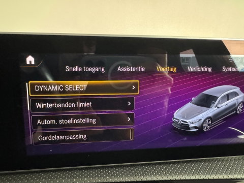 Mercedes-Benz A-Klasse 220 4MATIC Pano|Memory|Burmester|Sfeer|BlindSpot