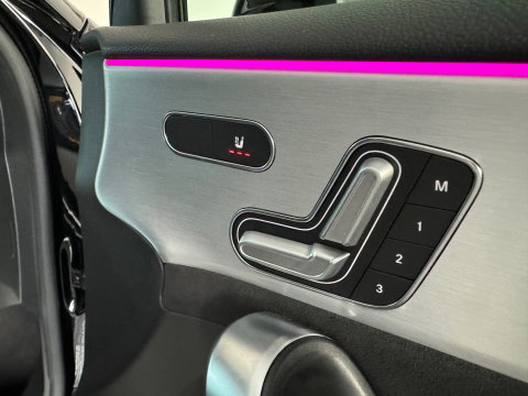 Mercedes-Benz A-Klasse 220 4MATIC Pano|Memory|Burmester|Sfeer|BlindSpot