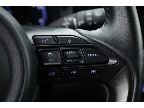 Toyota Yaris Cross 1.5 Hybrid Team D | Rijklaar! | Navi | Adapt. Cruise | Apple CarPlay | Camera | Keyless |
