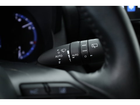 Toyota Yaris Cross 1.5 Hybrid Team D | Rijklaar! | Navi | Adapt. Cruise | Apple CarPlay | Camera | Keyless |