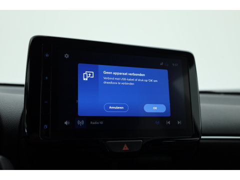 Toyota Yaris Cross 1.5 Hybrid Team D | Rijklaar! | Navi | Adapt. Cruise | Apple CarPlay | Camera | Keyless |