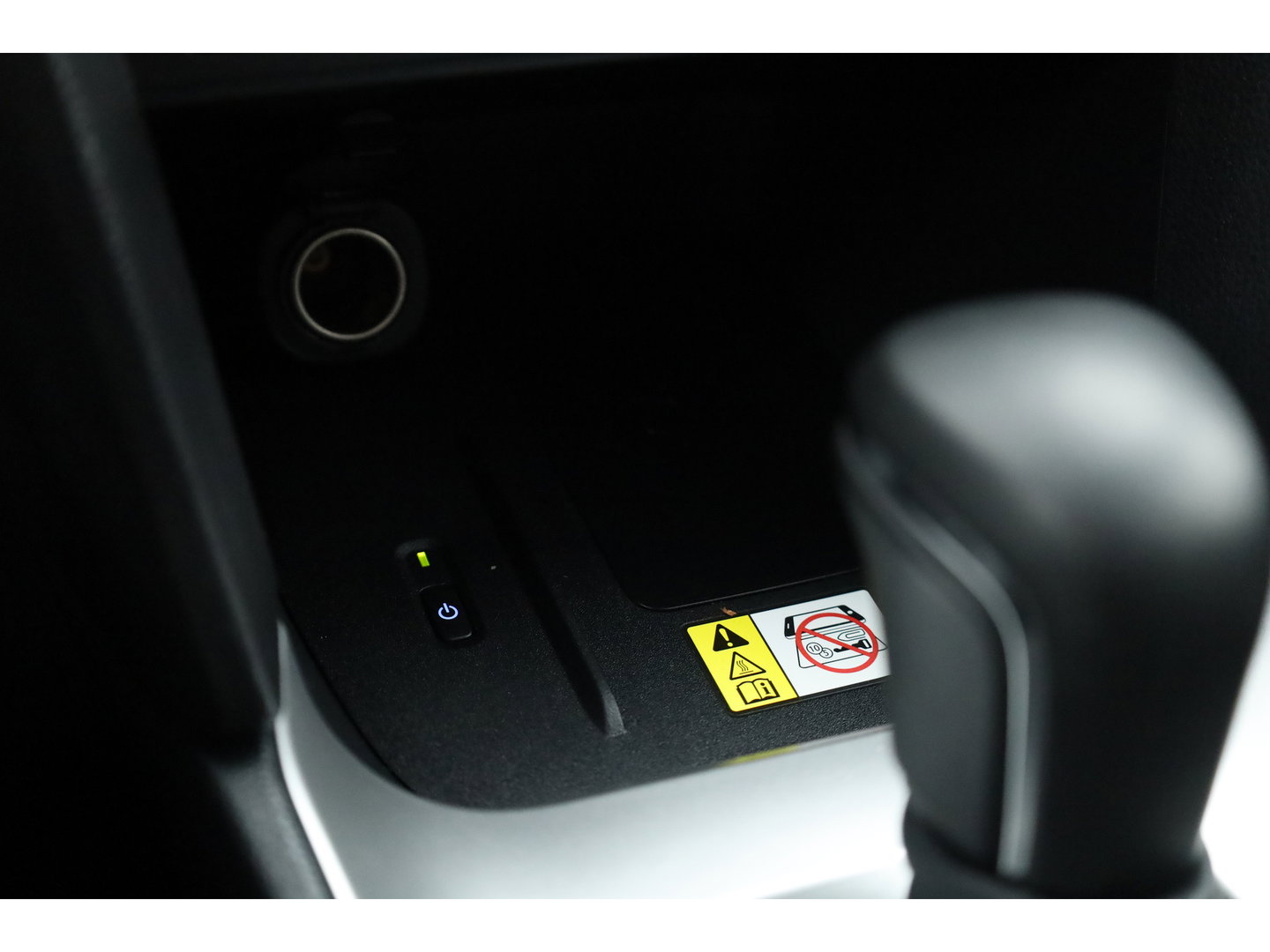 Toyota Yaris Cross 1.5 Hybrid Team D | Rijklaar! | Navi | Adapt. Cruise | Apple CarPlay | Camera | Keyless |