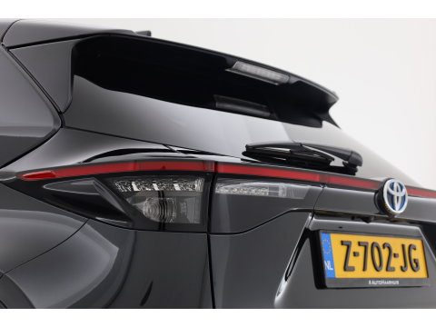 Toyota Yaris Cross 1.5 Hybrid Team D | Rijklaar! | Navi | Adapt. Cruise | Apple CarPlay | Camera | Keyless |