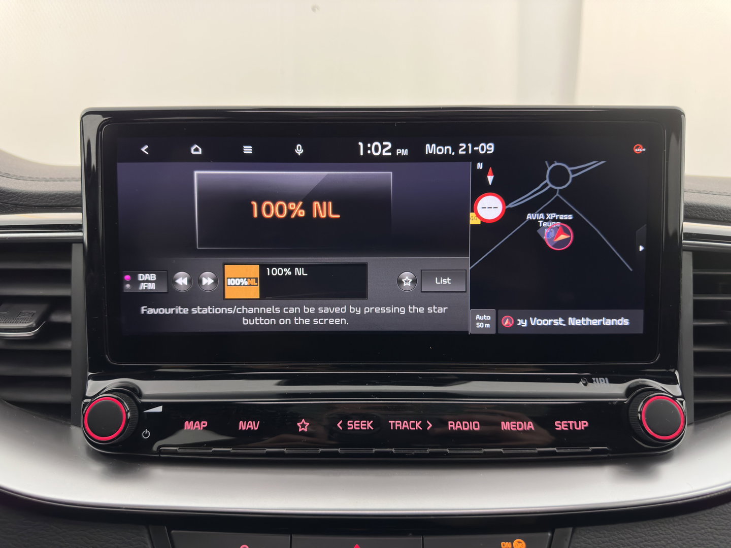 Kia ProCeed 1.6 T-GDi GT (INCL.BTW) *PANO | LEATHER-MICROFIBRE | FULL-LED | MEMORY-PACK | JBL-SOUND | ADAPTIVE-CRUISE | BLIND-SPOT | HEATED-SPORTSEATS | CAMERA | KEYLESS | DIGI-COCKPIT | NAVI-FULLMAP | PRIVACY-GLASS