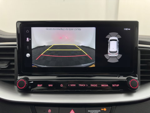 Kia ProCeed 1.6 T-GDi GT (INCL.BTW) *PANO | LEATHER-MICROFIBRE | FULL-LED | MEMORY-PACK | JBL-SOUND | ADAPTIVE-CRUISE | BLIND-SPOT | HEATED-SPORTSEATS | CAMERA | KEYLESS | DIGI-COCKPIT | NAVI-FULLMAP | PRIVACY-GLASS