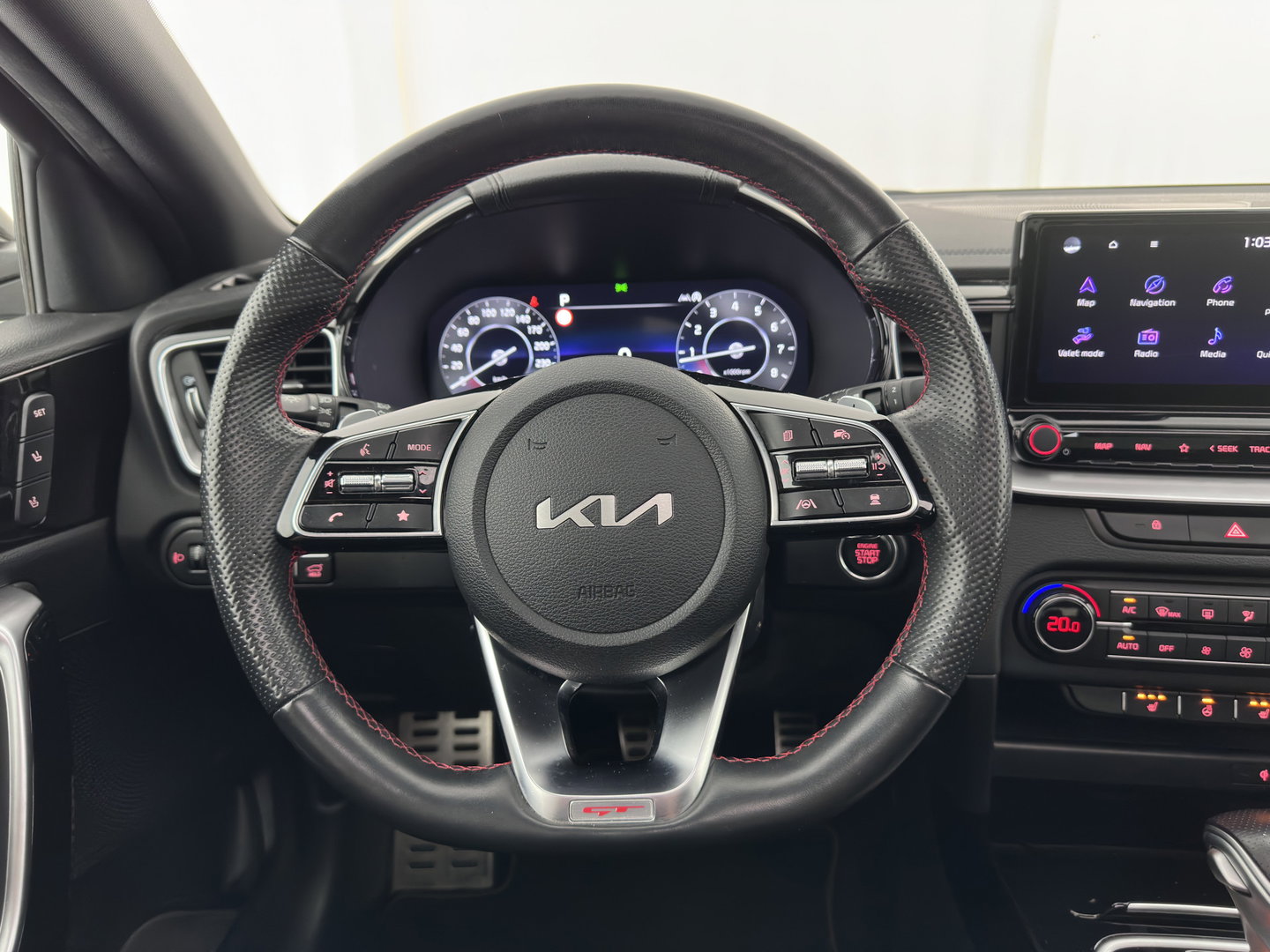 Kia ProCeed 1.6 T-GDi GT (INCL.BTW) *PANO | LEATHER-MICROFIBRE | FULL-LED | MEMORY-PACK | JBL-SOUND | ADAPTIVE-CRUISE | BLIND-SPOT | HEATED-SPORTSEATS | CAMERA | KEYLESS | DIGI-COCKPIT | NAVI-FULLMAP | PRIVACY-GLASS