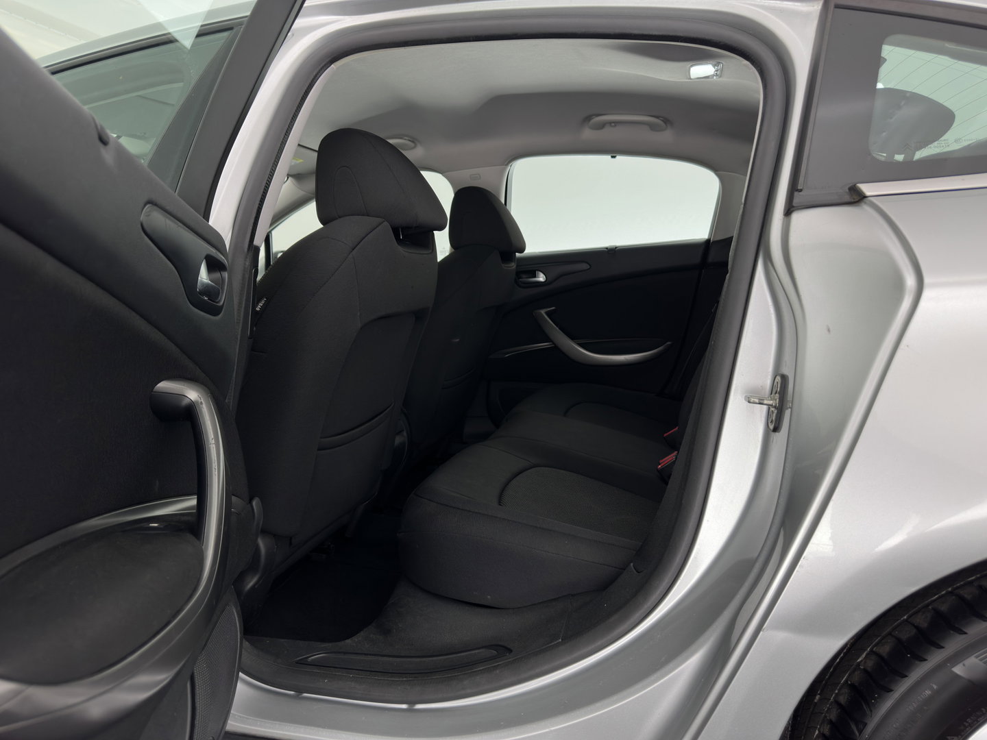 Citroën C5 1.6 e-HDi Collection Business Aut. *NAVI-FULLMAP | COMFORT-SEATS | ECC | PDC | CRUISE | 17''ALU*