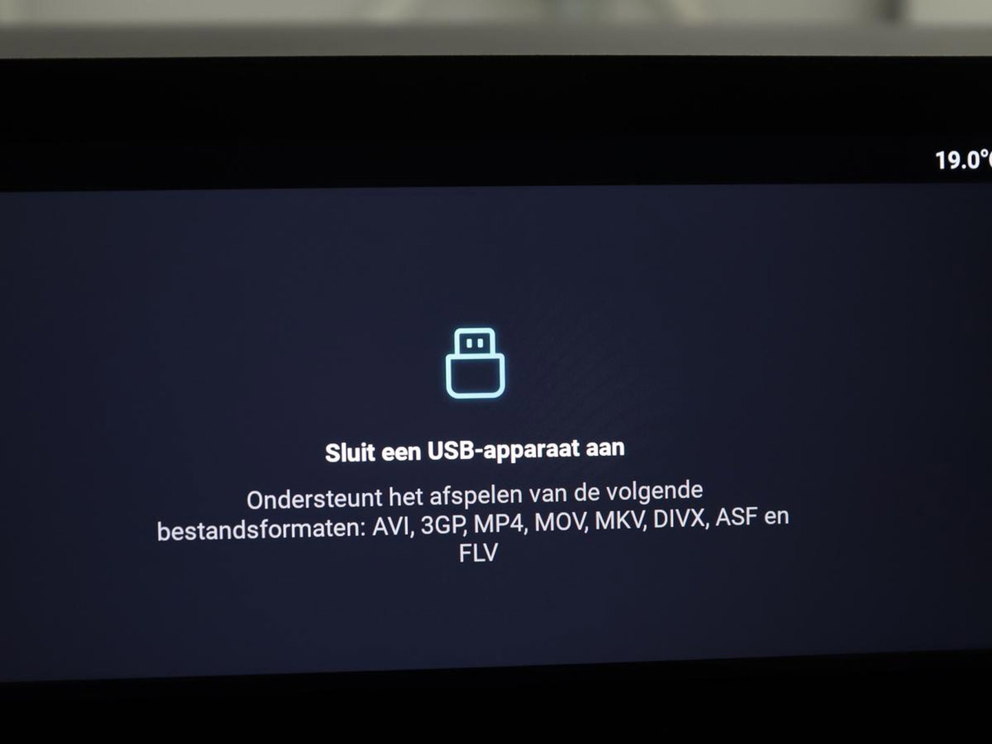 MG 3 1.5 Hybrid+ Comfort | Half Leder | Stuur/stoel verwarming | 360 camera | Carplay | Full LED | Adaptive cruise | Climate control |