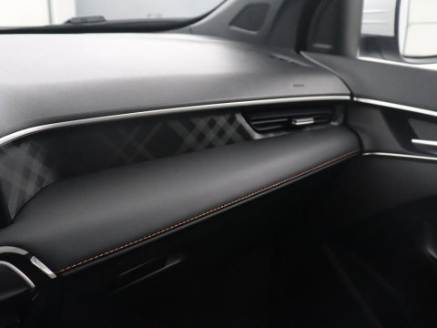 MG 3 1.5 Hybrid+ Comfort | Half Leder | Stuur/stoel verwarming | 360 camera | Carplay | Full LED | Adaptive cruise | Climate control |