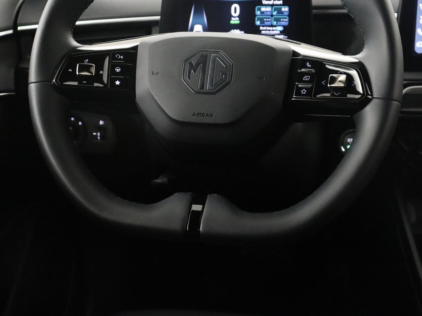 MG 3 1.5 Hybrid+ Comfort | Half Leder | Stuur/stoel verwarming | 360 camera | Carplay | Full LED | Adaptive cruise | Climate control |