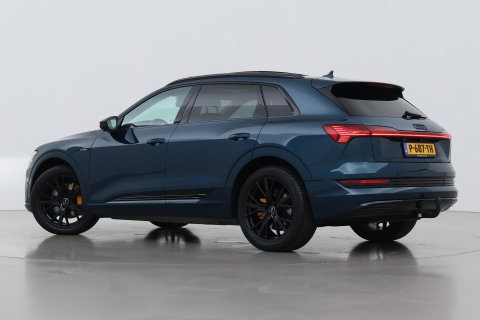 Audi e-tron 55 Quattro Advanced 95 kWh | Luchtvering | Panoramadak | 360° Camera | Trekhaak | Memory | Stoelverwarming | ACC | 21 Inch