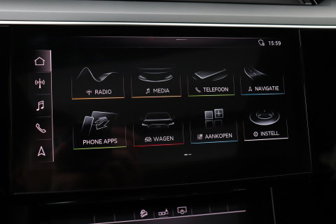 Audi e-tron 55 Quattro Advanced 95 kWh | Luchtvering | Panoramadak | 360° Camera | Trekhaak | Memory | Stoelverwarming | ACC | 21 Inch