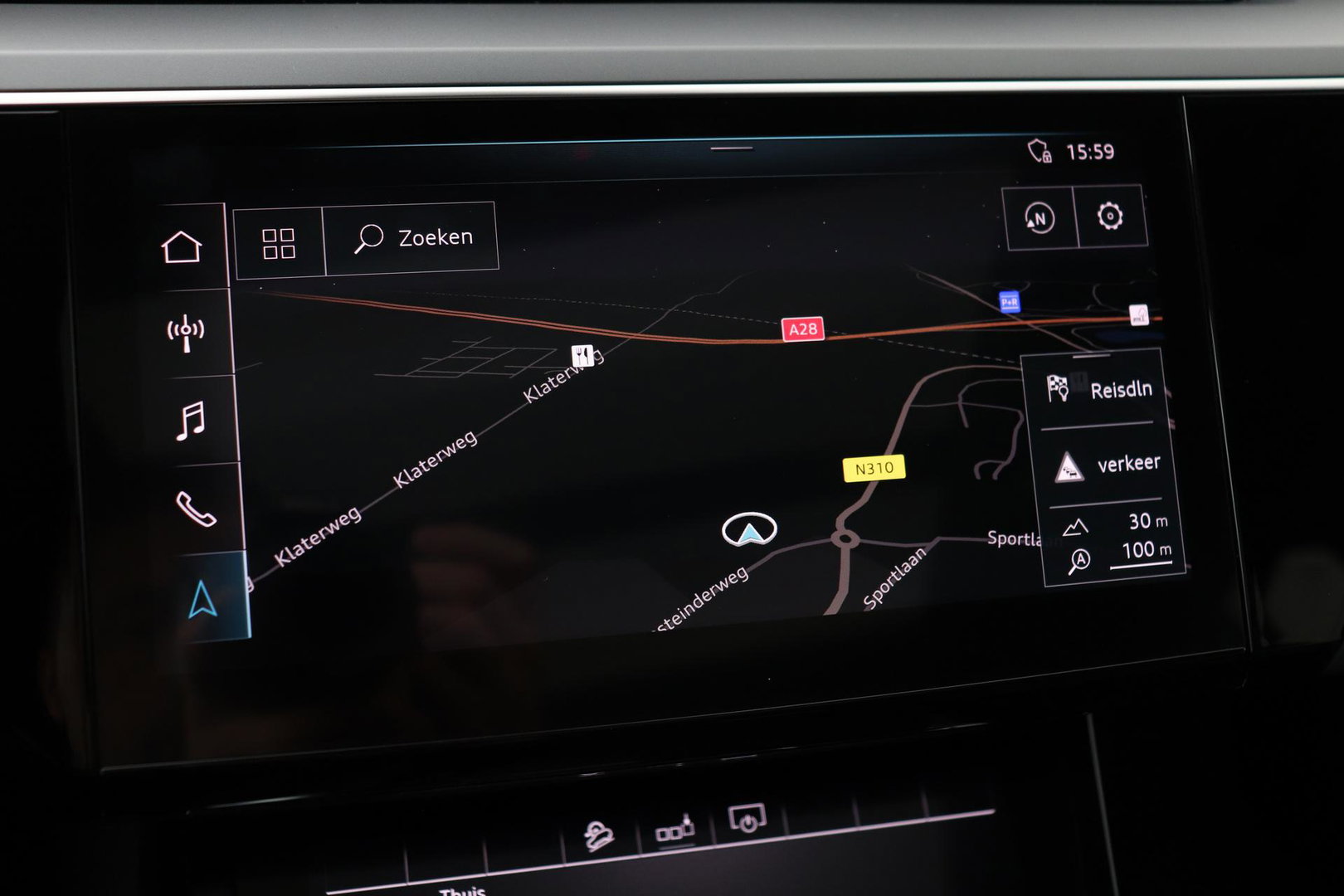 Audi e-tron 55 Quattro Advanced 95 kWh | Luchtvering | Panoramadak | 360° Camera | Trekhaak | Memory | Stoelverwarming | ACC | 21 Inch