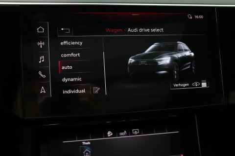 Audi e-tron 55 Quattro Advanced 95 kWh | Luchtvering | Panoramadak | 360° Camera | Trekhaak | Memory | Stoelverwarming | ACC | 21 Inch