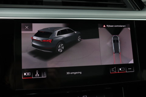 Audi e-tron 55 Quattro Advanced 95 kWh | Luchtvering | Panoramadak | 360° Camera | Trekhaak | Memory | Stoelverwarming | ACC | 21 Inch