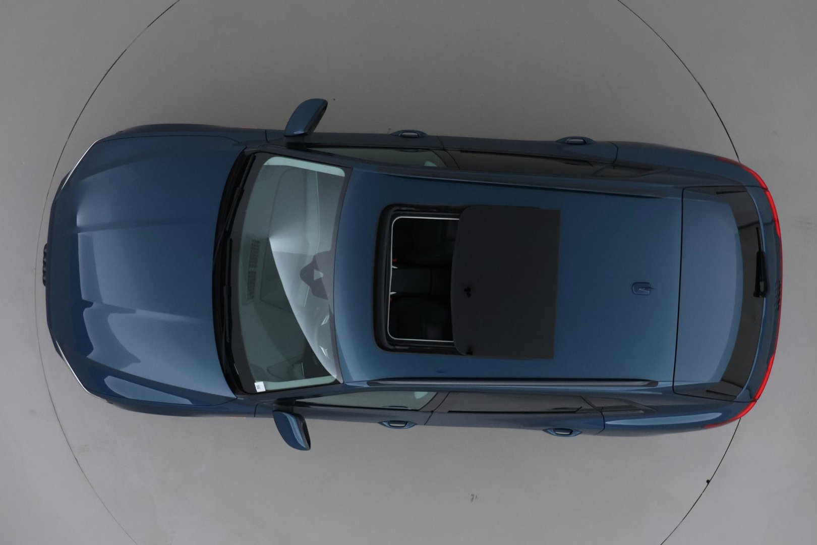 Audi e-tron 55 Quattro Advanced 95 kWh | Luchtvering | Panoramadak | 360° Camera | Trekhaak | Memory | Stoelverwarming | ACC | 21 Inch