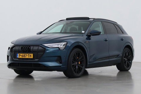 Audi e-tron 55 Quattro Advanced 95 kWh | Luchtvering | Panoramadak | 360° Camera | Trekhaak | Memory | Stoelverwarming | ACC | 21 Inch
