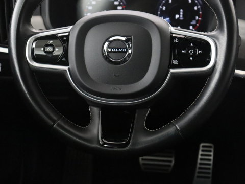Volvo V90 2.0 B4 R-Design | Panoramadak | Leder | Stuur/stoelverwarming | Trekhaak | harman/kardon | Head-up | Adaptive cruise | 360 camera | Full LED |