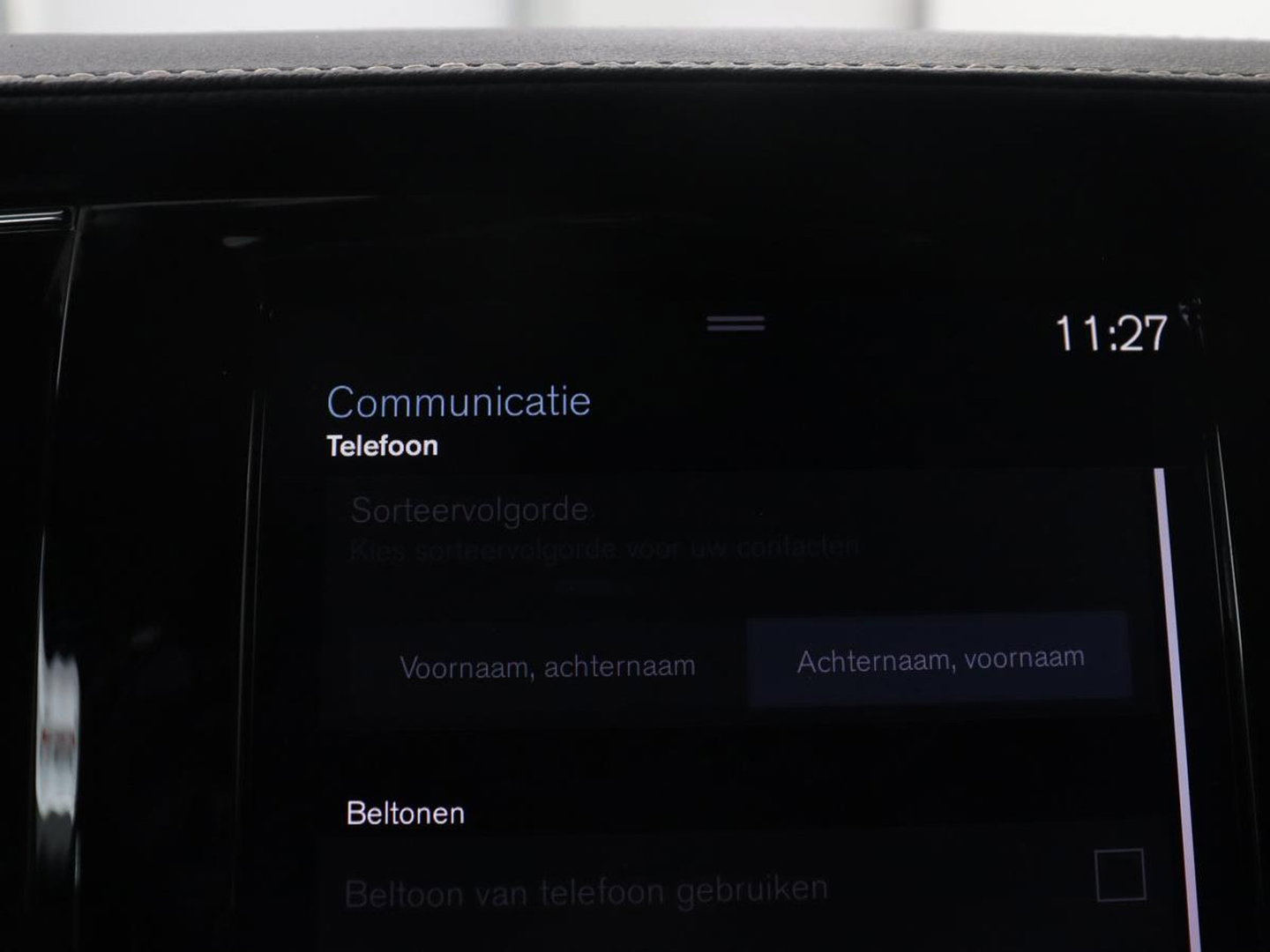 Volvo V90 2.0 B4 R-Design | Panoramadak | Leder | Stuur/stoelverwarming | Trekhaak | harman/kardon | Head-up | Adaptive cruise | 360 camera | Full LED |