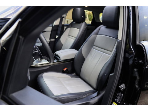 Land Rover Range Rover Evoque P300e PHEV AWD Panodak | Trekhaak | Head-up | Meridian Audio