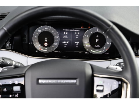 Land Rover Range Rover Evoque P300e PHEV AWD Panodak | Trekhaak | Head-up | Meridian Audio
