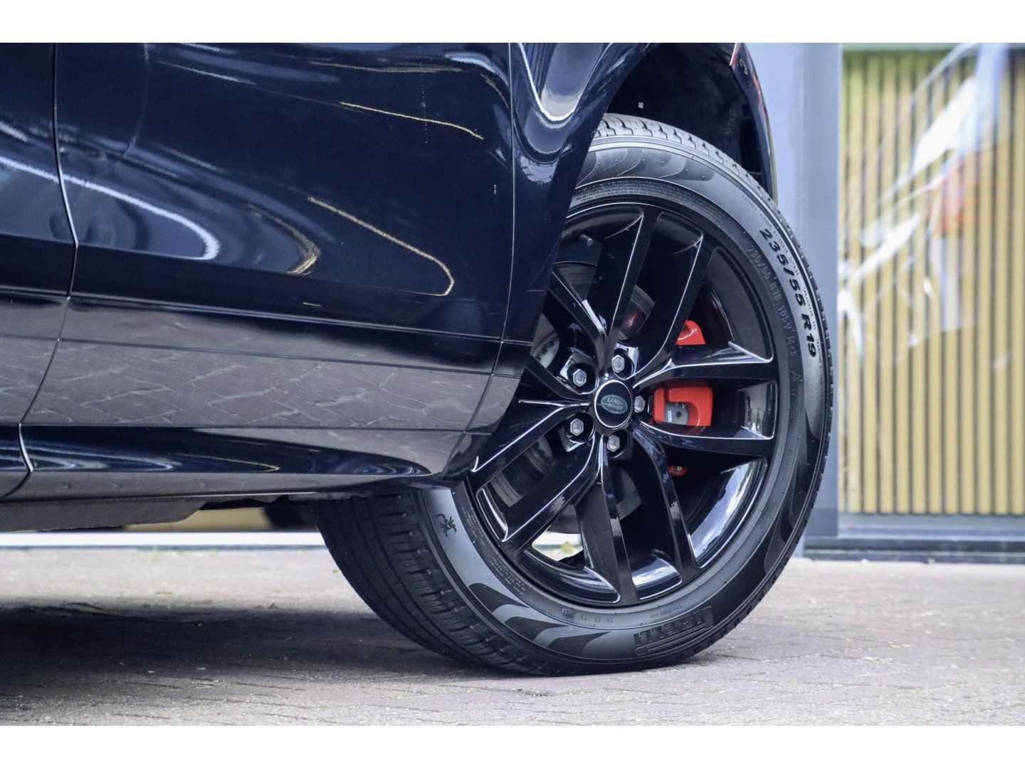 Land Rover Range Rover Evoque P300e PHEV AWD Panodak | Trekhaak | Head-up | Meridian Audio