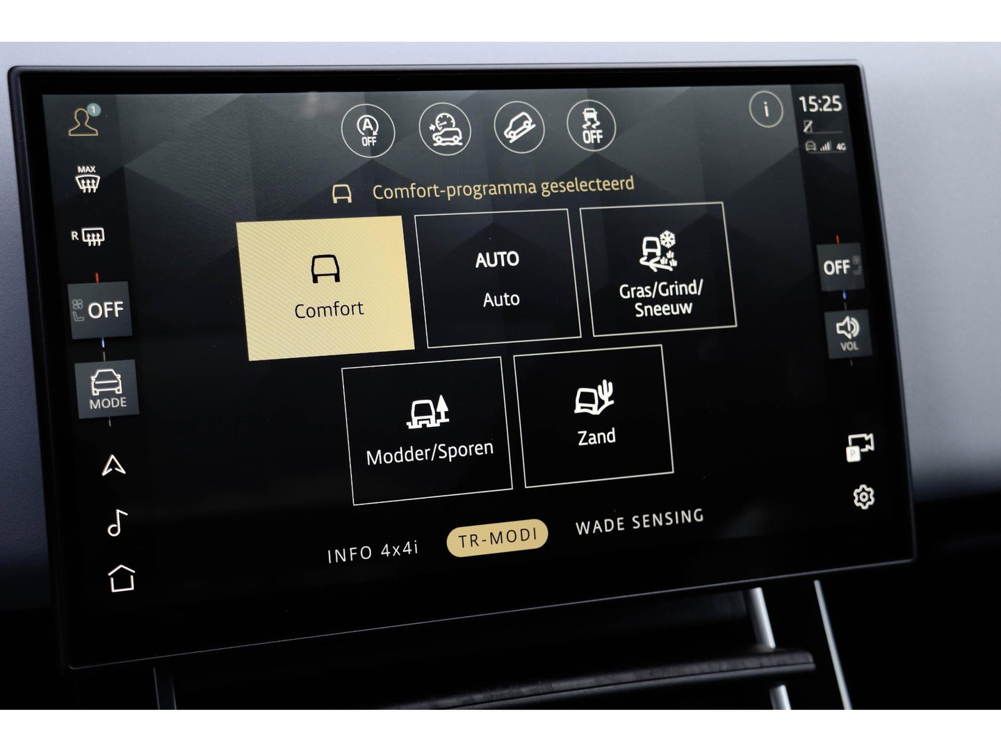 Land Rover Range Rover Evoque P300e PHEV AWD Panodak | Trekhaak | Head-up | Meridian Audio