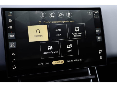 Land Rover Range Rover Evoque P300e PHEV AWD Panodak | Trekhaak | Head-up | Meridian Audio