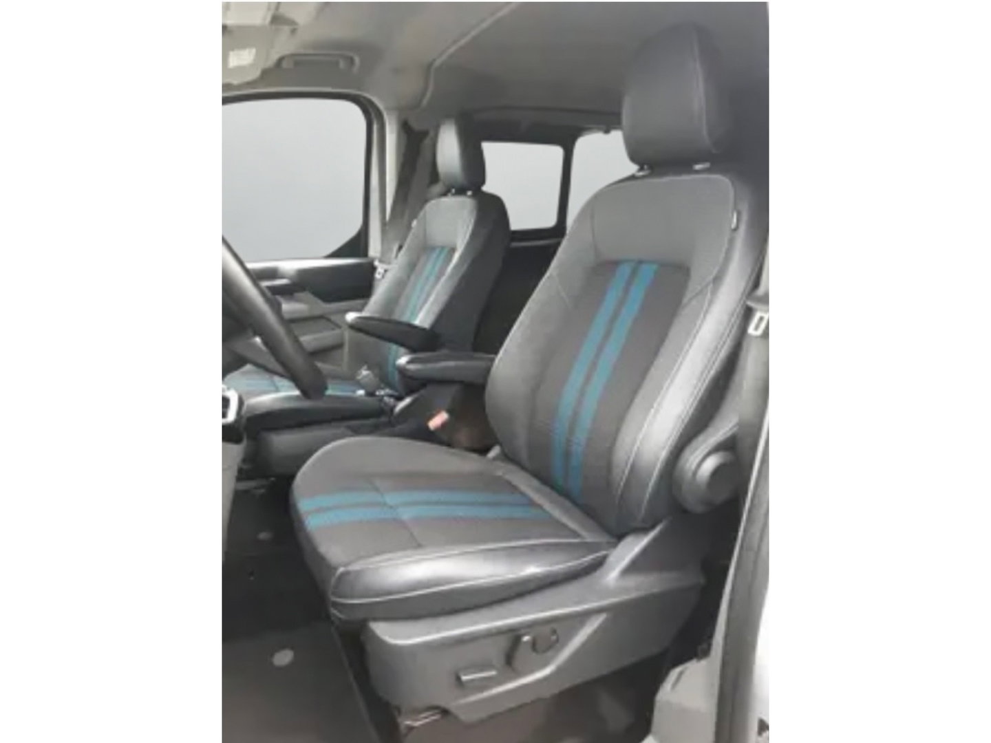 Ford Transit Custom 320 2.0 TDCI L2H1 Sport DC 360 Camera, Adaptieve Cruise, Carplay, LED, 170pk, Elektrische stoel, Stuurverwarming, Stoelverwarming, Sensoren, Uniek!