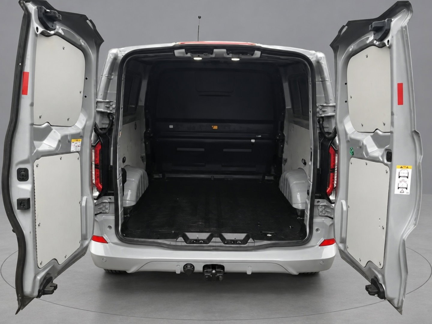 Ford Transit Custom 320 2.0 TDCI L2H1 Sport DC 360 Camera, Adaptieve Cruise, Carplay, LED, 170pk, Elektrische stoel, Stuurverwarming, Stoelverwarming, Sensoren, Uniek!