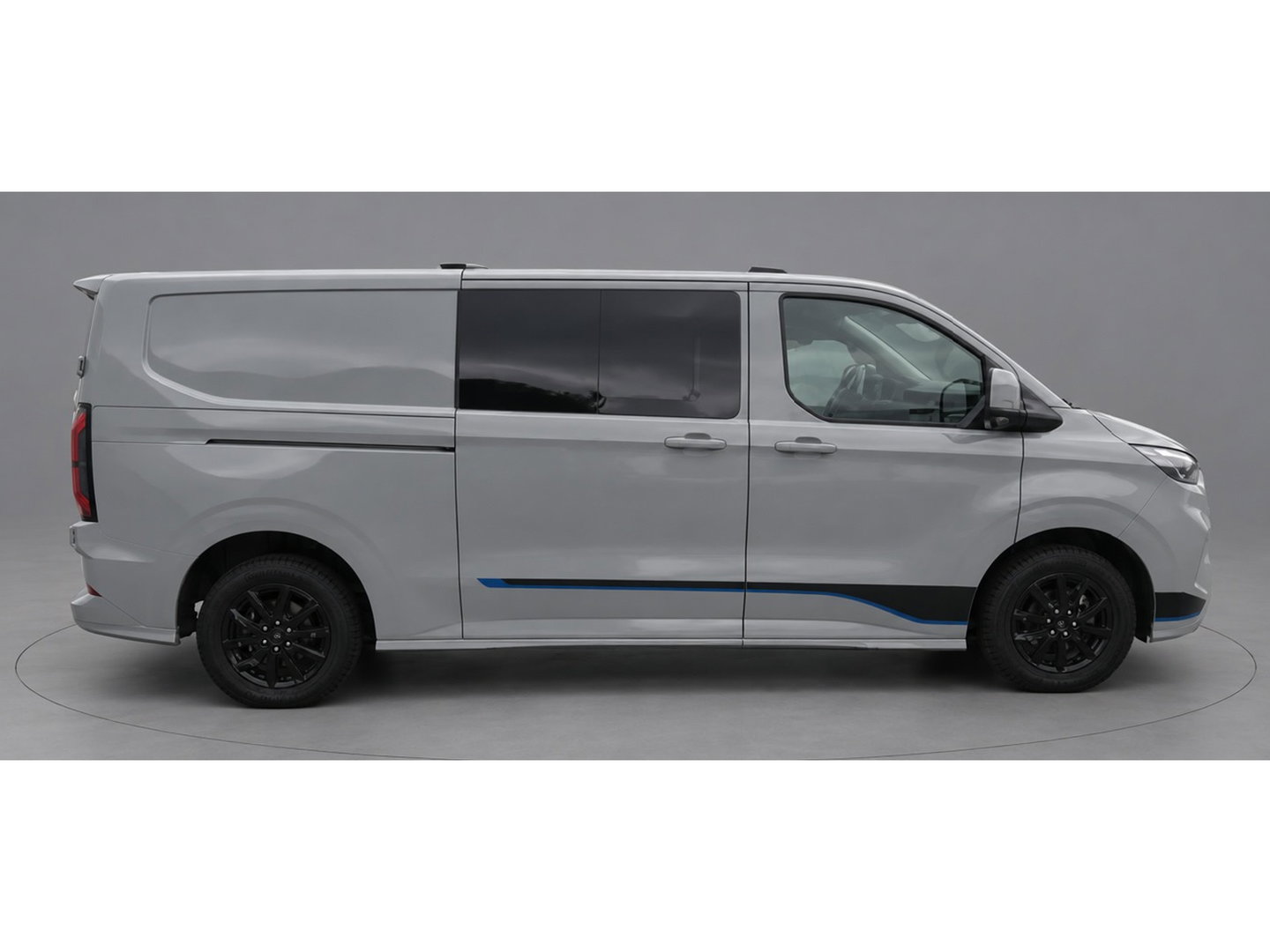 Ford Transit Custom 320 2.0 TDCI L2H1 Sport DC 360 Camera, Adaptieve Cruise, Carplay, LED, 170pk, Elektrische stoel, Stuurverwarming, Stoelverwarming, Sensoren, Uniek!