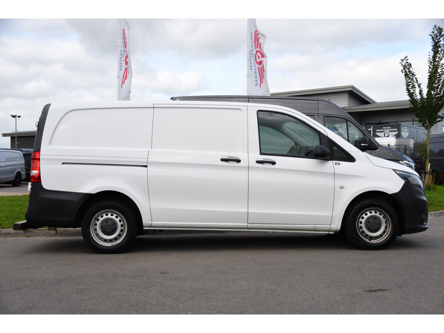 Mercedes-Benz Vito 111 CDI L2 Edition Camera, Cruise, Airco, 115pk, Multimedia, NAVI, Uniek!