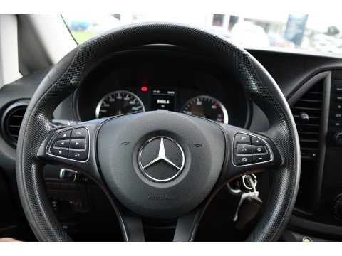 Mercedes-Benz Vito 111 CDI L2 Edition Camera, Cruise, Airco, 115pk, Multimedia, NAVI, Uniek!