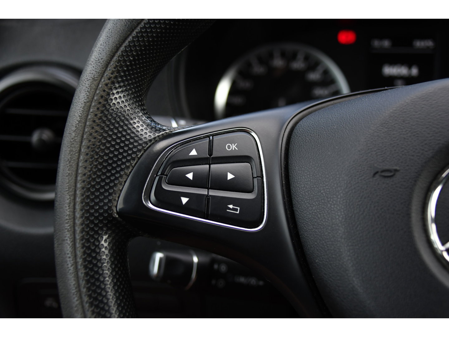 Mercedes-Benz Vito 111 CDI L2 Edition Camera, Cruise, Airco, 115pk, Multimedia, NAVI, Uniek!