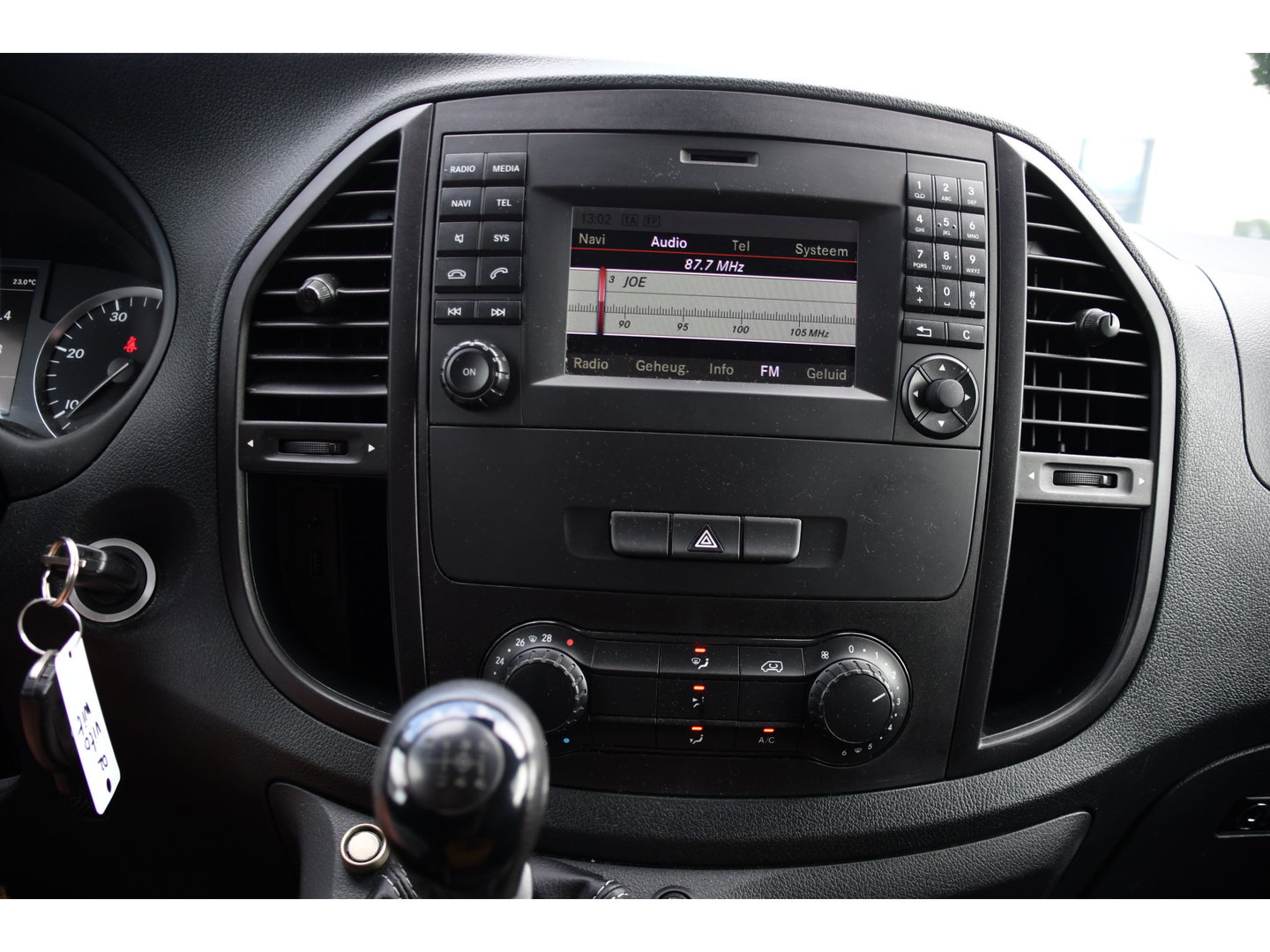 Mercedes-Benz Vito 111 CDI L2 Edition Camera, Cruise, Airco, 115pk, Multimedia, NAVI, Uniek!