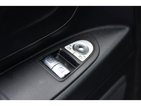 Mercedes-Benz Vito 111 CDI L2 Edition Camera, Cruise, Airco, 115pk, Multimedia, NAVI, Uniek!