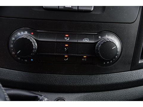 Mercedes-Benz Vito 111 CDI L2 Edition Camera, Cruise, Airco, 115pk, Multimedia, NAVI, Uniek!