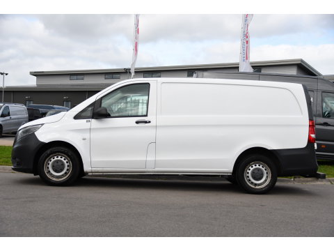 Mercedes-Benz Vito 111 CDI L2 Edition Camera, Cruise, Airco, 115pk, Multimedia, NAVI, Uniek!