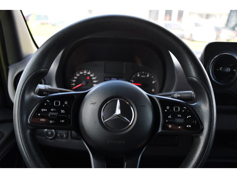 Mercedes-Benz Sprinter 319 V6 3.0 CDI L2H2 PB Edition Camera, Cruise, Carplay, Multimedia, Automaat, Geveerde stoel, 190pk, Trekhaak, Uniek!
