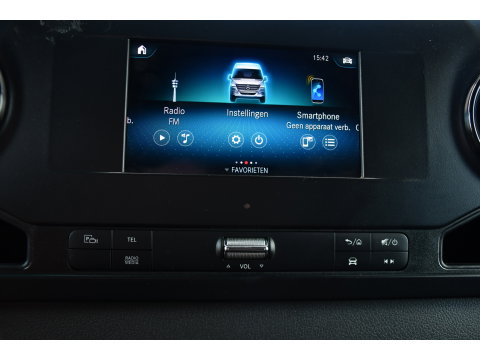 Mercedes-Benz Sprinter 319 V6 3.0 CDI L2H2 PB Edition Camera, Cruise, Carplay, Multimedia, Automaat, Geveerde stoel, 190pk, Trekhaak, Uniek!