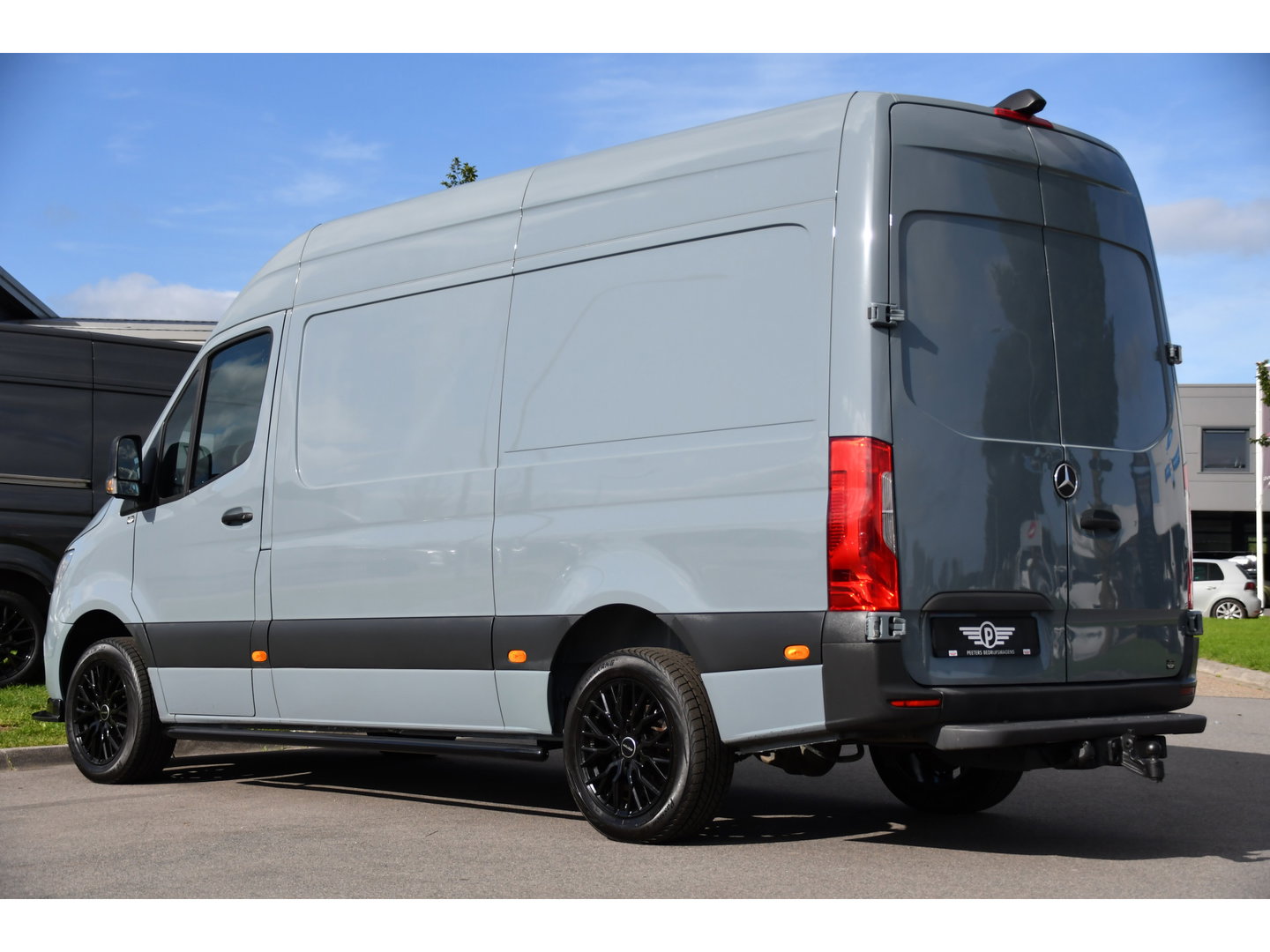 Mercedes-Benz Sprinter 319 V6 3.0 CDI L2H2 PB Edition Camera, Cruise, Carplay, Multimedia, Automaat, Geveerde stoel, 190pk, Trekhaak, Uniek!