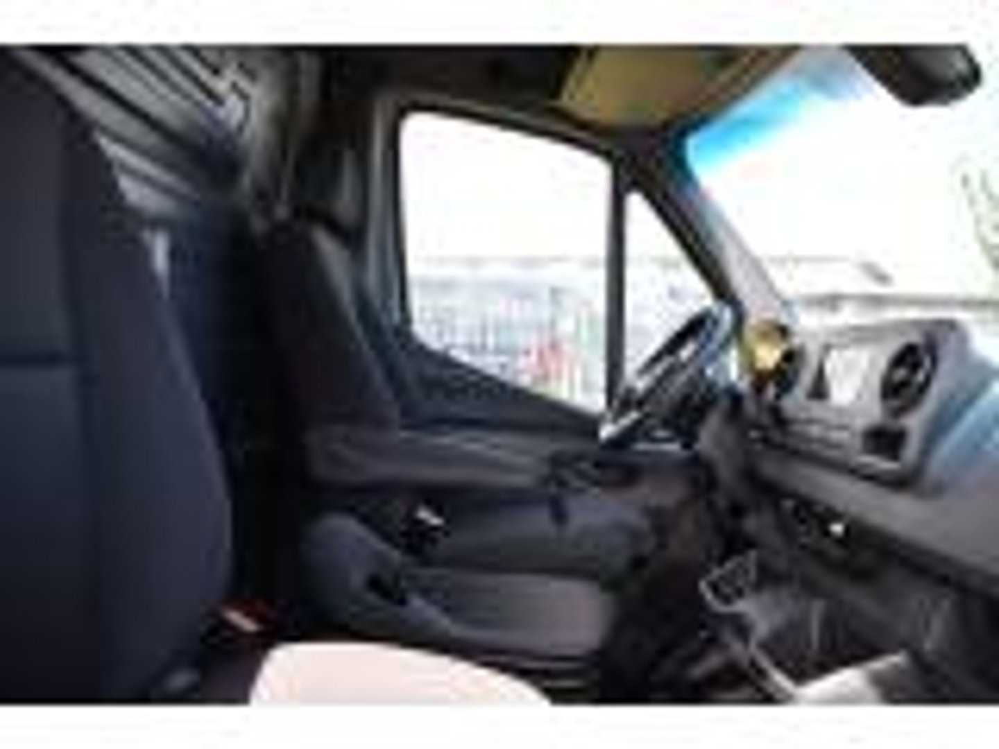 Mercedes-Benz Sprinter 317 1.9 CDI L2H2 PB Edition Camera, Cruise, Carplay, Multimedia, Automaat, Geveerde stoel, 190pk, Trekhaak, Uniek!