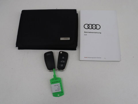 Audi Q3 35 TFSI S Line Pro Line S | Trekhaak | Stoelverwarming | Climate Control | Navigatie | Parkeerhulp |